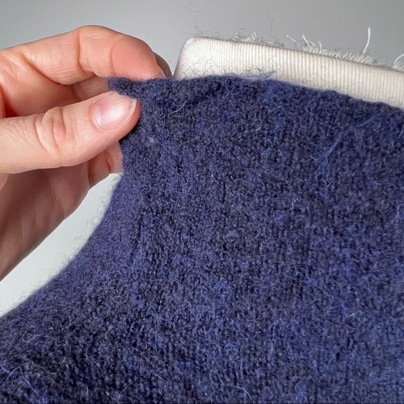 EUC - Madewell, Inland Rolled Turtleneck Dark Blue Sweater in Coziest Yarn, XS - Picture 11 of 15